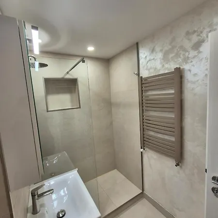 Diana Premium Apartment *